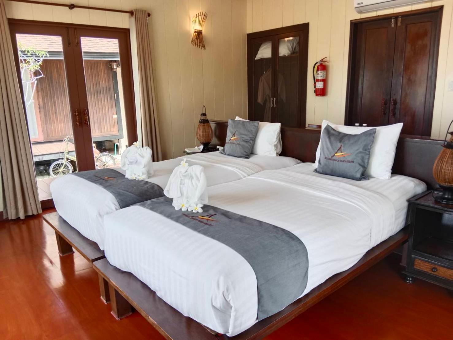 Koh Mook Sivalai Beach Resort Exterior foto